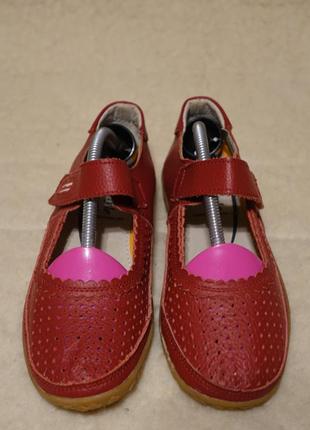 Легонькие ажурные бордовые кожаные туфельки lifestyle англия 4 р.4 фото