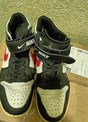 Кроссовки nike 2