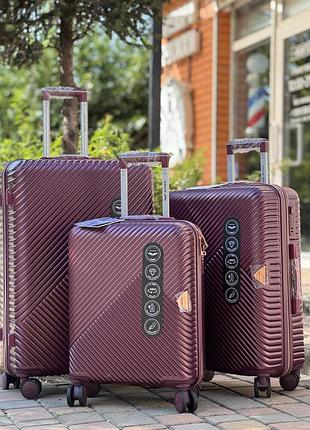 Ударопрочный wings средний чемодан дорожный m на колесах польша 75 литров