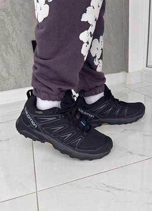 Чоловічі теплі кросівки на зиму дуже щільний матеріал якісні кросівки зручні в носінні зимові