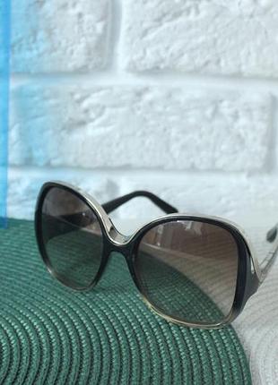 Солнцезащитные очки chloe.