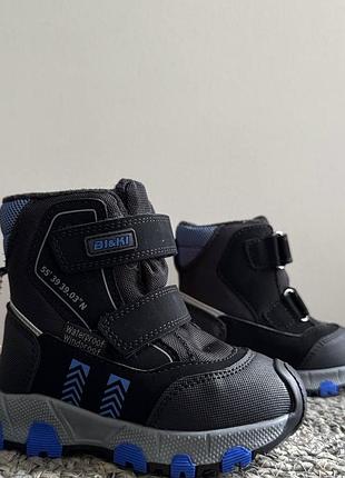 Теплі ботінки для хлопчика