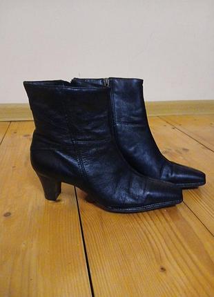Ботинки 38 размер