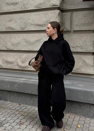 Жіночий брючний прогулянковий костюм оверсайз