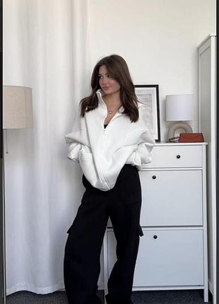 Трендовий костюм оверсайз