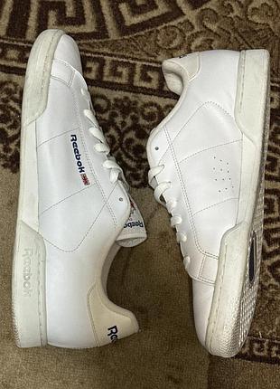 Білі чоловічі кросівки reebok