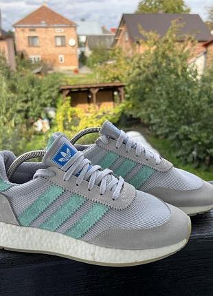 Кросівки adidas iniki