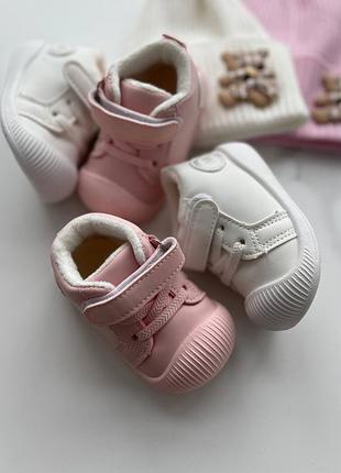 Утеплені черевички для дівчинки