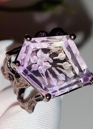 Дизайнерское серебряное кольцо ручной работы с натуральными аметистами, размер 18 - 18.5