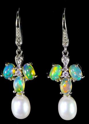Серебряные серьги с натуральными яркими огненными опалами, перламутром и фианитами