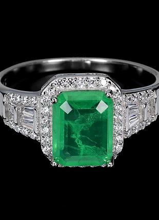 Кільце срібне із смарагдом (гідротермальним, синтетичним) і яскравими фіанітами, розмір 18