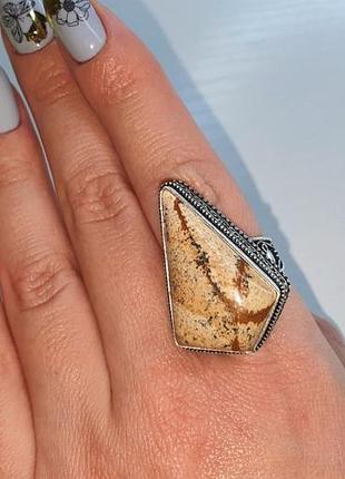 Велике кільце з натуральною пейсажною яшмою, розмір 19.25 — 19,5, індійські прикраси