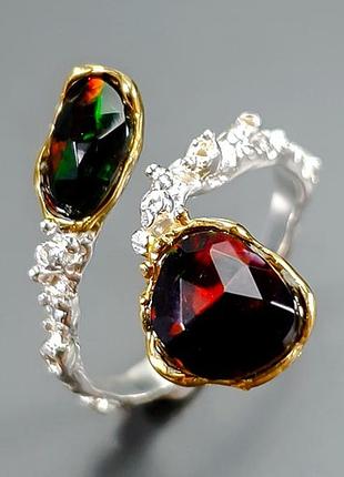 Серебряное кольцо ручной работы с натуральными черными опалами в огранке, безразмерное, регулируется