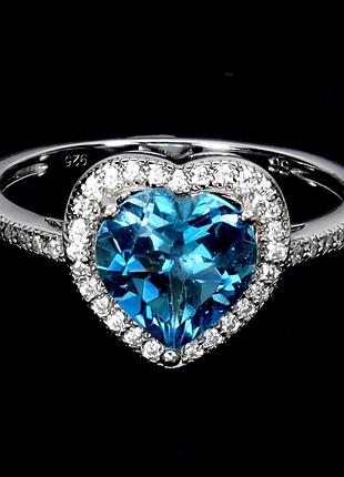 .серебряное кольцо с натуральным лондонским топазом (london blue, лондон) и фианитами "сердечко", размер 17.25