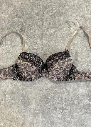 Бюстгальтер з пушап