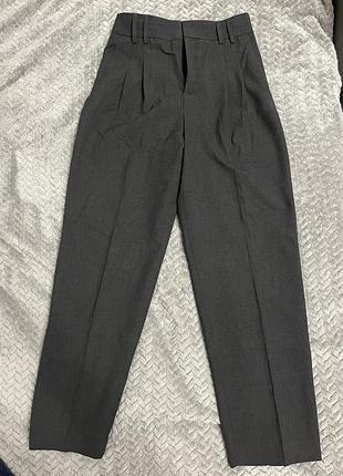 Сірі брюки zara розмір 32