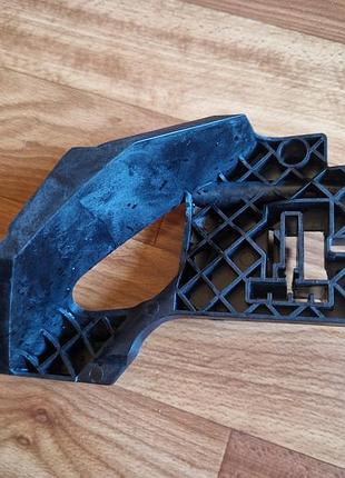 Крепление фары правой bmw x5 f15 
6002 tmo 168
63117395524