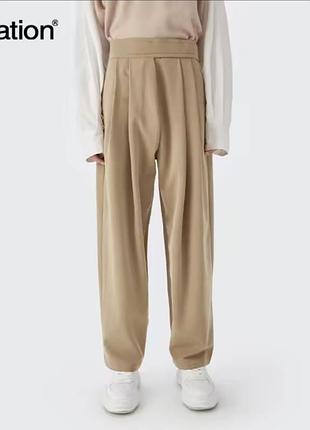 Бежевые брюки balloon