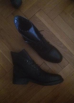 Ботинки демисезон 38 размер