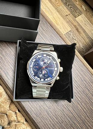 Чоловічий годинник