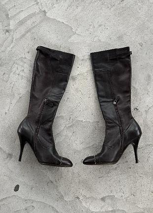 Жіночі шкіряні чобітки з каблуком salvatore ferragamo