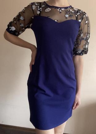 Жіноча сукня з вишивкою на рукавах синя розмір м