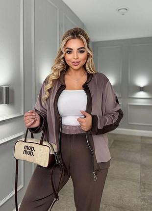 Костюм жіночий