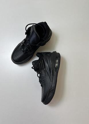 Кросівки nike jordan дитячі розмір 35,5