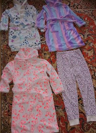 Махровые теплые халаты (пакетом) для девочки 8-9-10 лет.