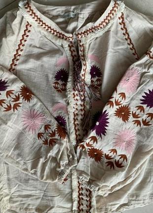 Вишиванка жіноча  р.48