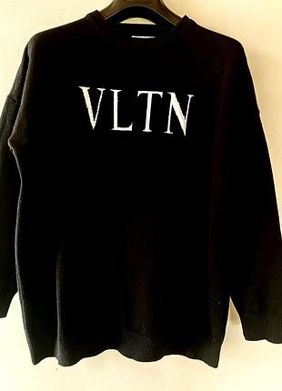 Світшот жіночий з вовною чорного кольору теплий.