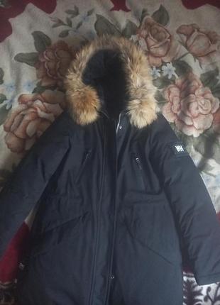 Зимовий пуховик