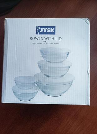 Набор стеклянных мисок, салатников с крышками jysk rolf.
набор состоит из пяти мисок объемом 150 мл, 250 мл, 350 мл, 500 мл и 900 мл