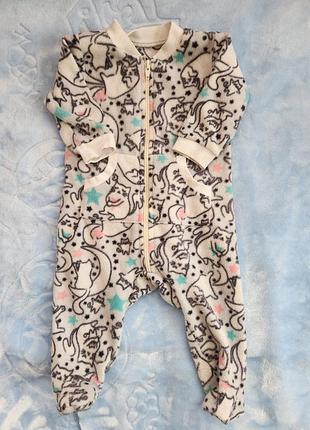 Человечек теплый 6-10 мес
при покупке 2х и более вещей для малышей скидка 10%