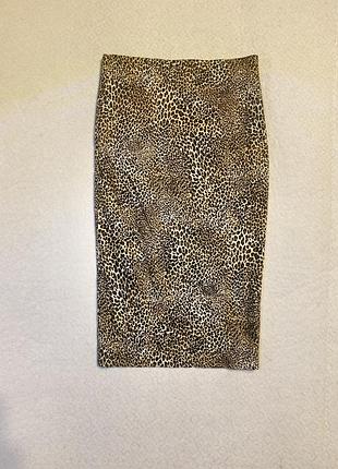 Спідниця міді