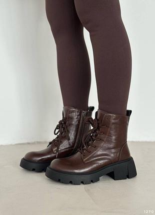 Шкіряні черевики в шоколадному кольорі, фліс