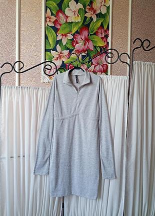 Стильне сіре плаття в рубчик made in the uk.