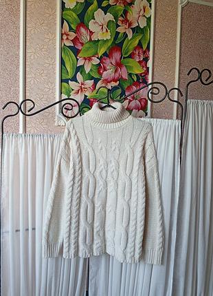 Красива якісна плотна молочна кофта гольф primark.