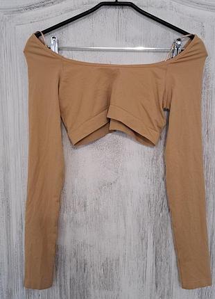 Короткий обтягуючий топ