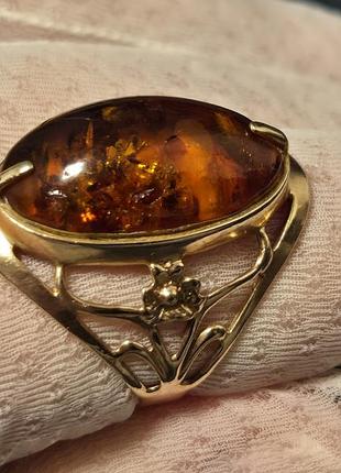Золотий перстень з бурштином, 583 проба