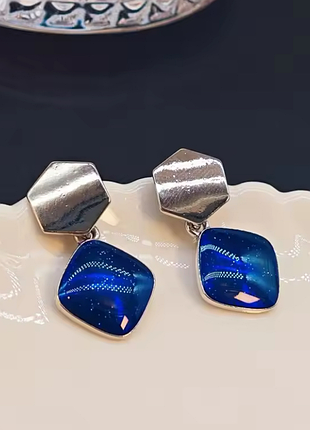 Ніжно-блискучі сережки