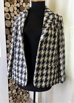 Твидовый пиджак