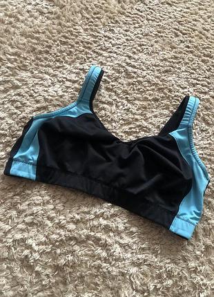 Спортивний бюстгальтер топ 90 d/e