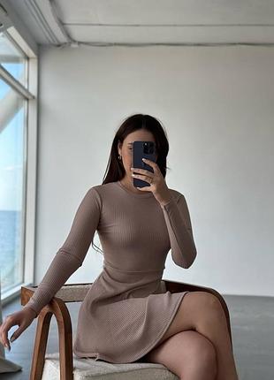 Сукня коротка