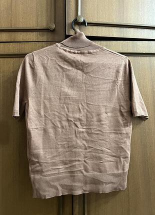 Светр з короткими рукавами та коміром-стійкою. трикотажний топ без рукавів.