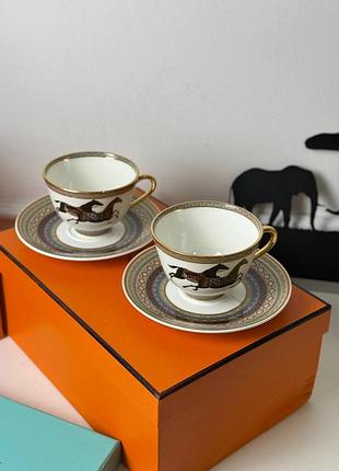 Набор 2 две чашки блюдцами лошадками