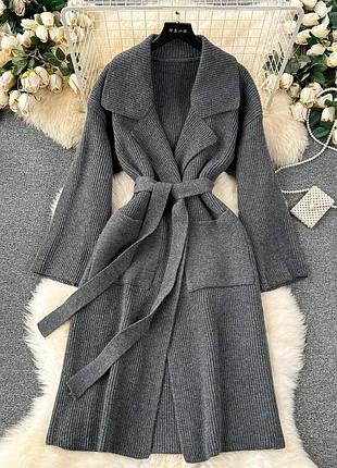 Женский теплый вязаный кардиган на запах с поясом с карманами серый графит длинный на осень зиму батал большого размера