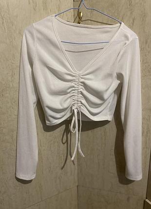 Укорочена блуза , в ідеальному стані, без дефектів