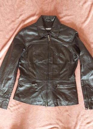Женская натуральная кожаная куртка