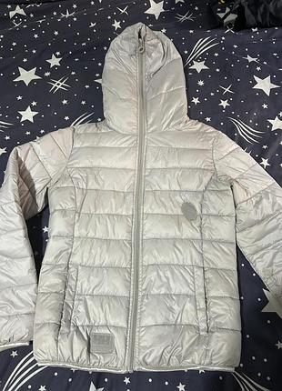 Куртка осіння жіноча